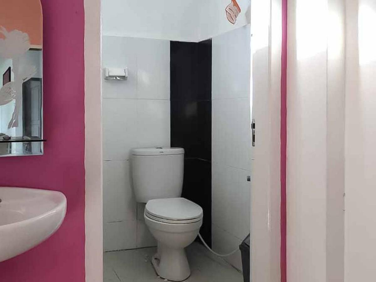 Hotel Ananda Syariah Redpartner Bukittinggi Exteriér fotografie